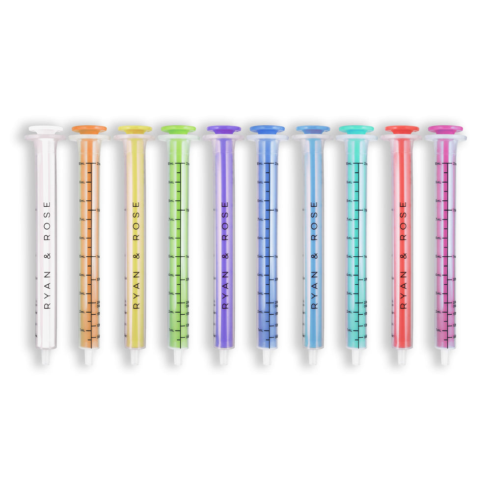Ryan & Rose Cutie Dose bottle-fit demonstrates compatibility with major bottle sizes for quick dosing.
