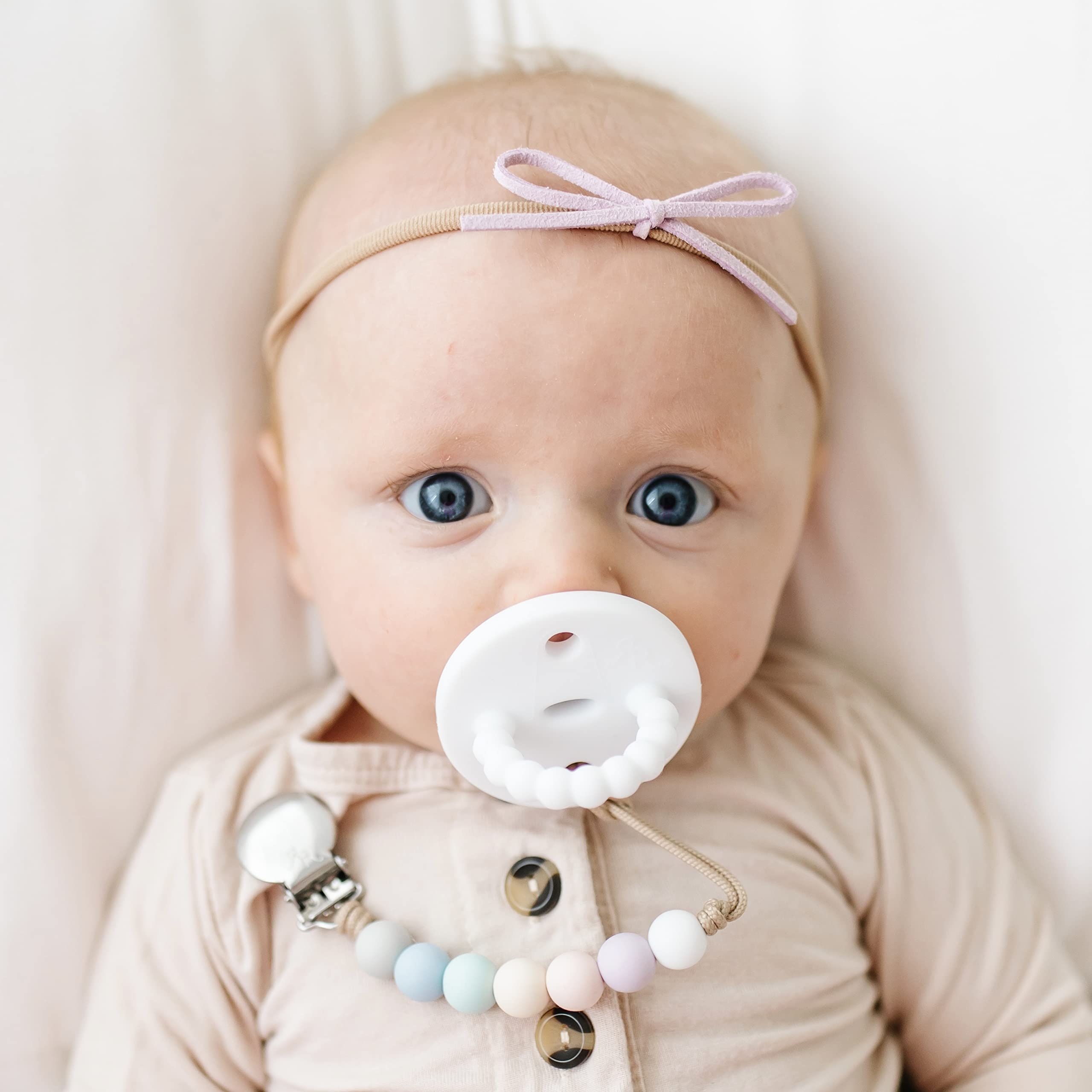 Ryan & Rose Cutie PAT Slant shield with large holes for safe breathing.