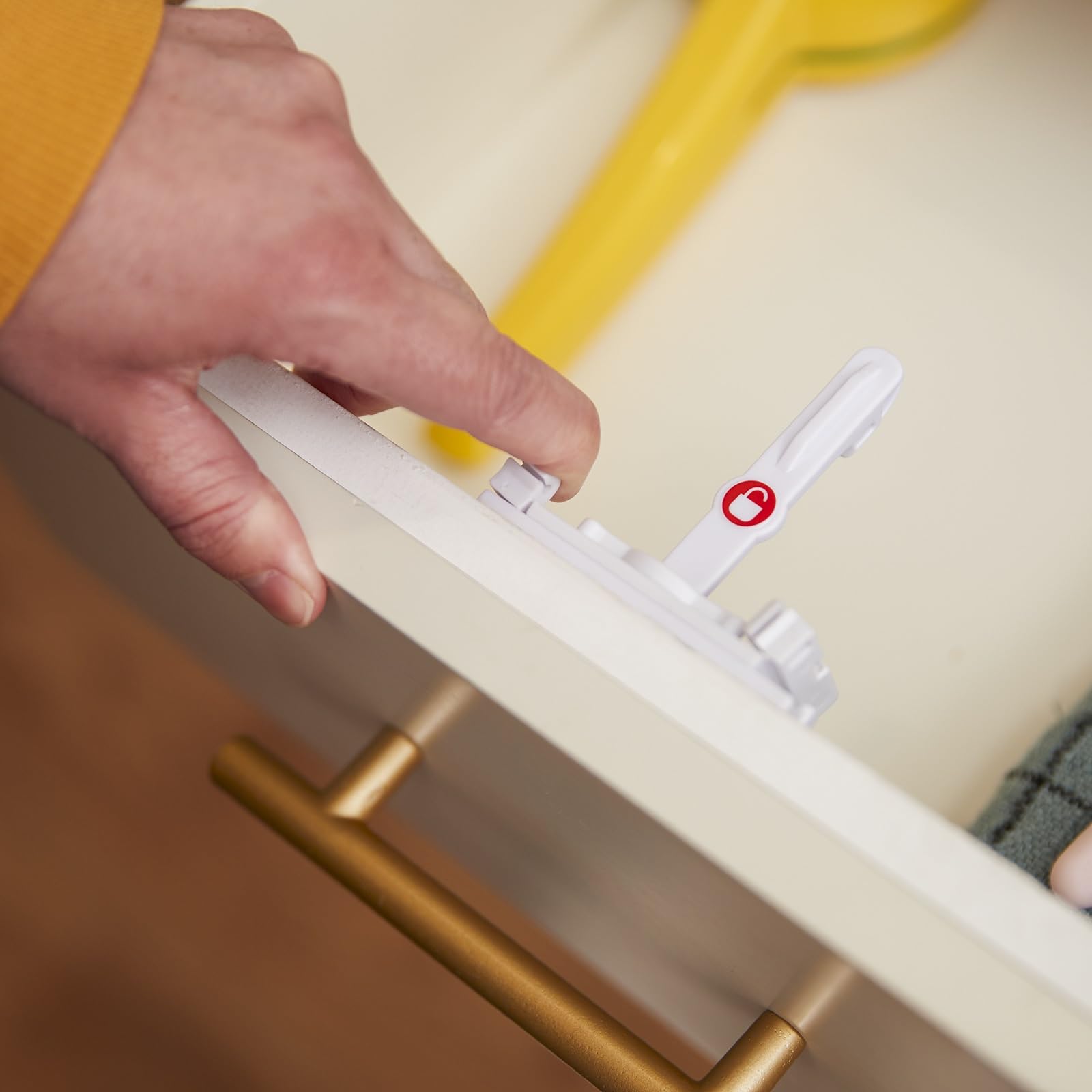 Safety 1st no-tools setup for quick kitchen and bath areas