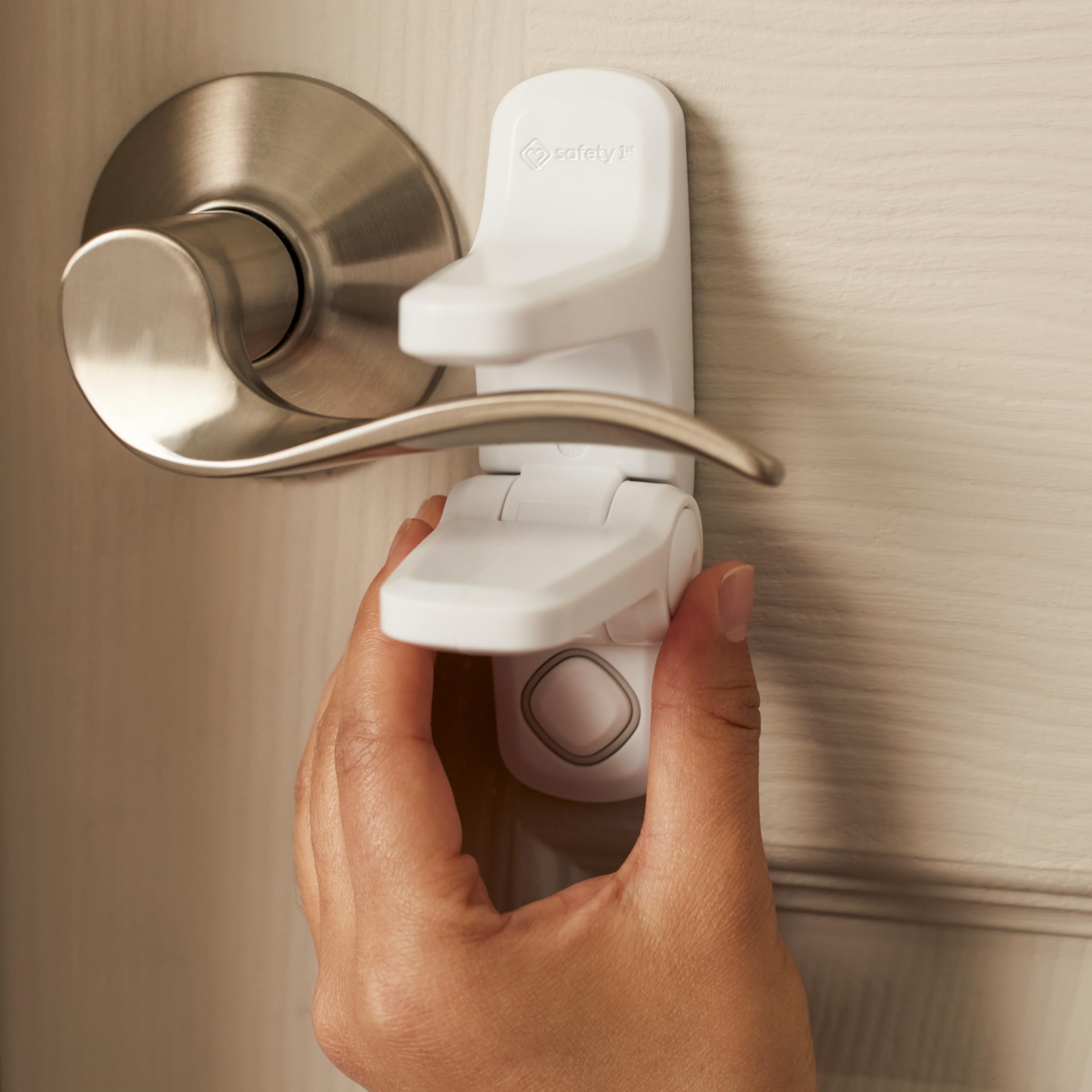 Safety 1st OutSmart use in daily home routines enhances safety with quiet operation