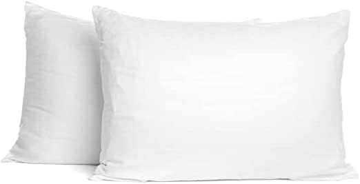 SAHARBEDDINGS travel pillowcase close-up in white cotton showing zipper closure