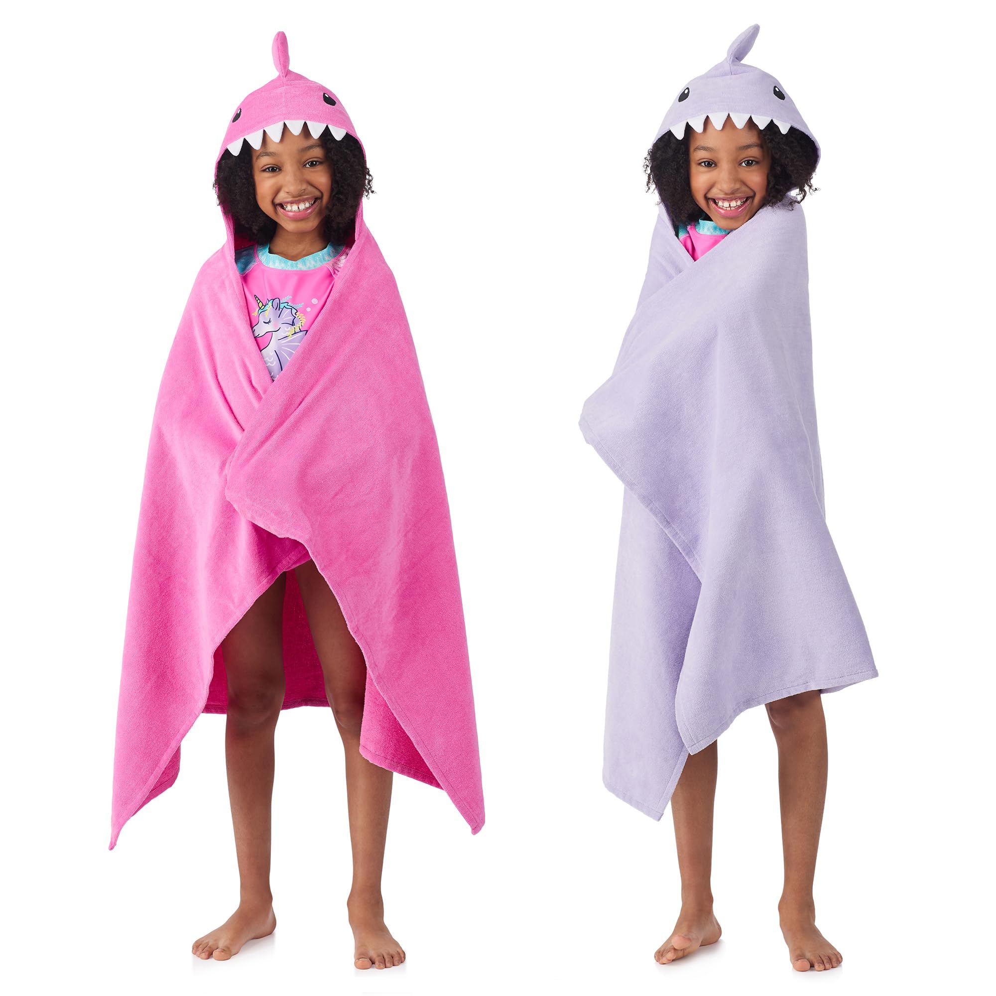 Saint Eve kids cotton hooded towel pink provides cozy warmth after bath time.
