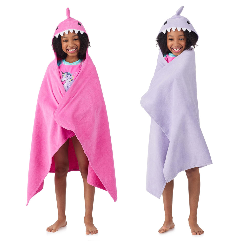 Saint Eve kids cotton hooded towel pink provides cozy warmth after bath time.