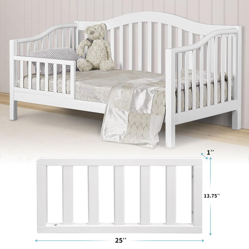 Salcod guardrail provides stability for a smooth crib-to-bed transition.