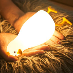 SALUOKE Cute Duck Light, front view, provides warm bedside glow for kids.