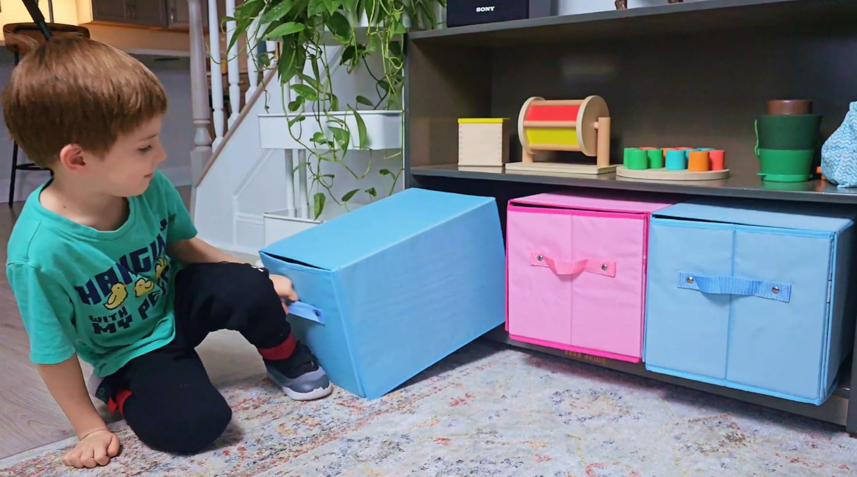 SAM AND MABEL GoGarage car storage box ideal for travel and playdates