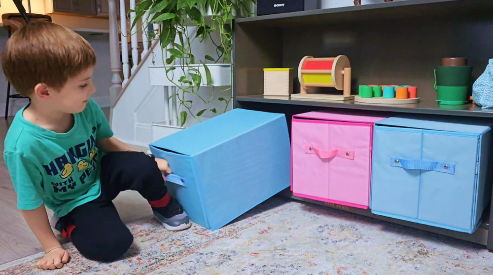 SAM AND MABEL GoGarage car storage box ideal for travel and playdates