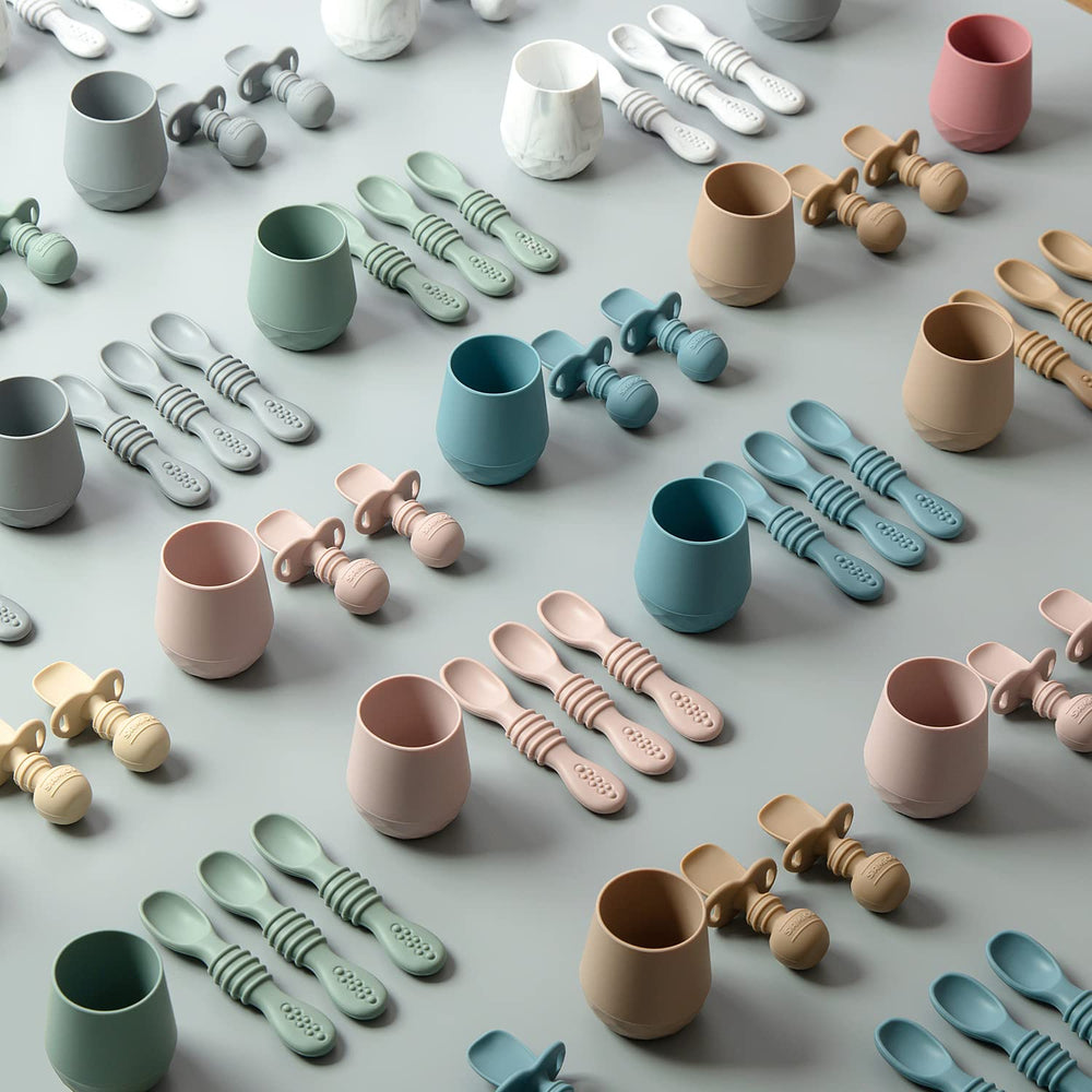 SAMiGO silicone baby utensils set, safe for little mouths and meals.