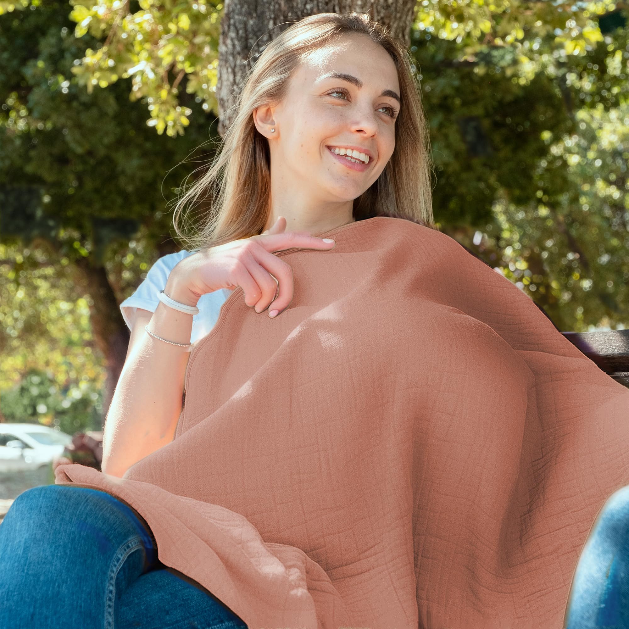 San Francisco Baby nursing cover with adjustable straps for a secure, breathable fit.