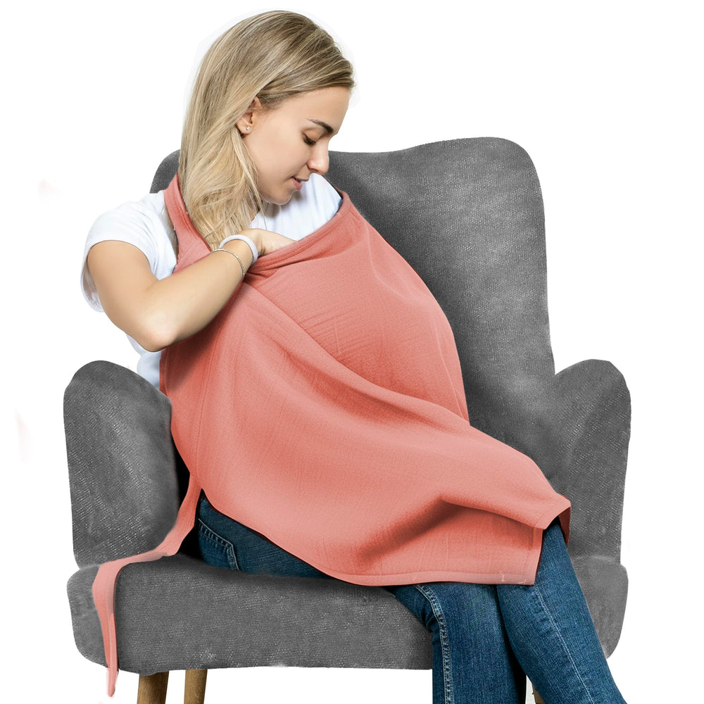San Francisco Baby nursing cover in breathable cotton for discreet feeding.
