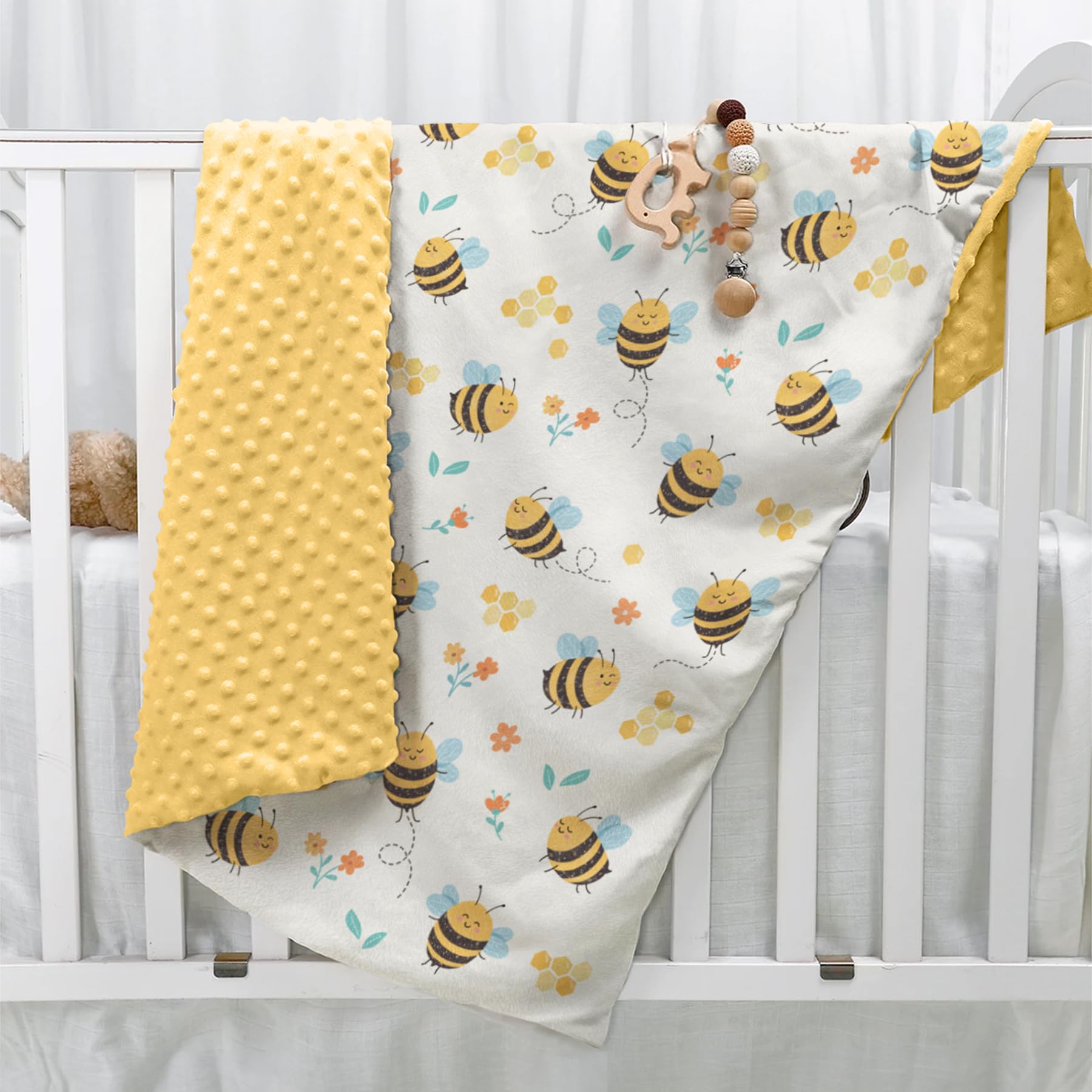 SANDJEST Bee Kid Blanket travel-friendly setup for on-the-go comfort.