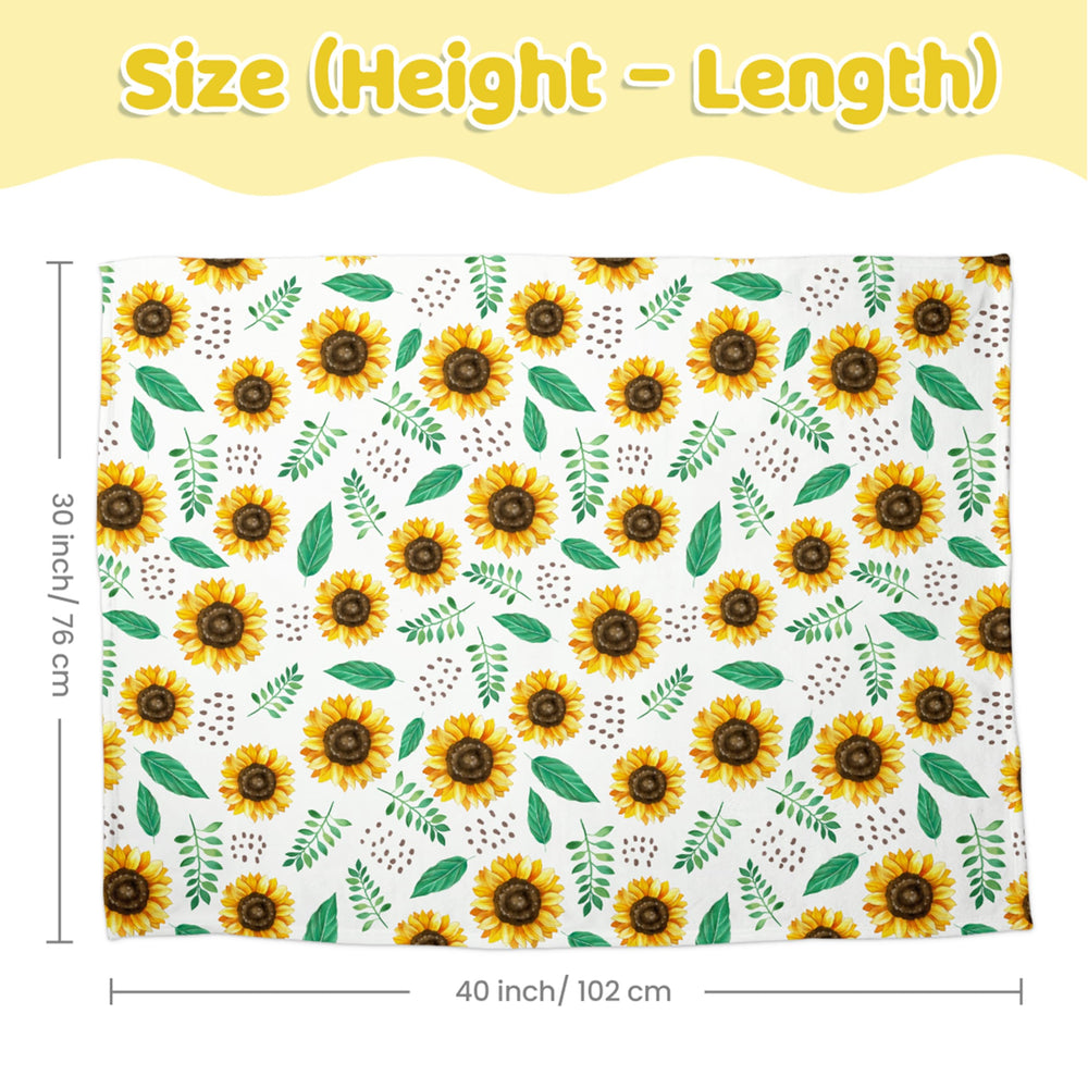 SANDJEST Bright-Bedroom-Decor Sunflower blanket brightens kid's room and inspires cozy nap times.