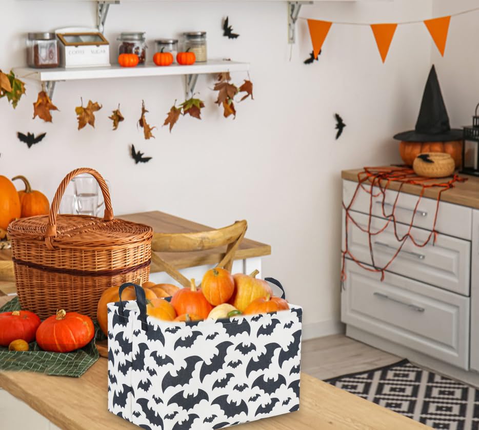 Sanjiaofen bat-basket material closeup highlights linen-cotton with waterproof coating.