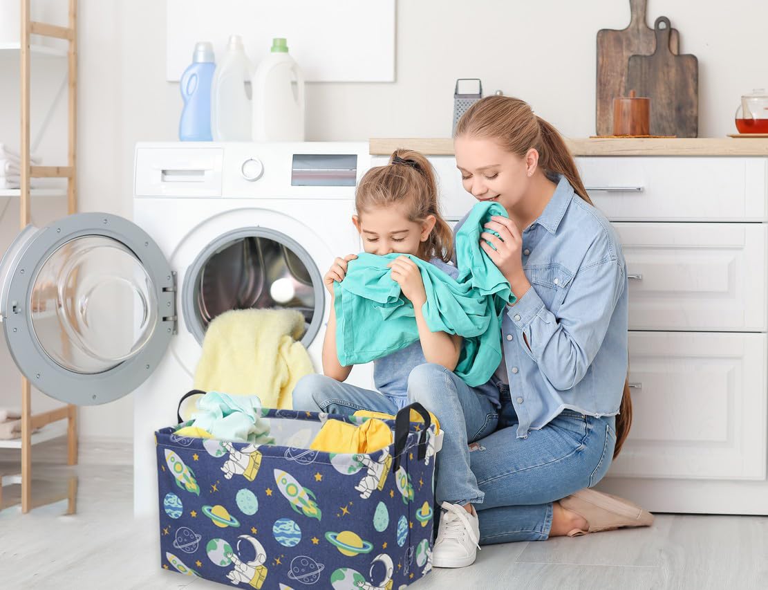 Sanjiaofen linen cotton fabric storage bin enhances closet organization.