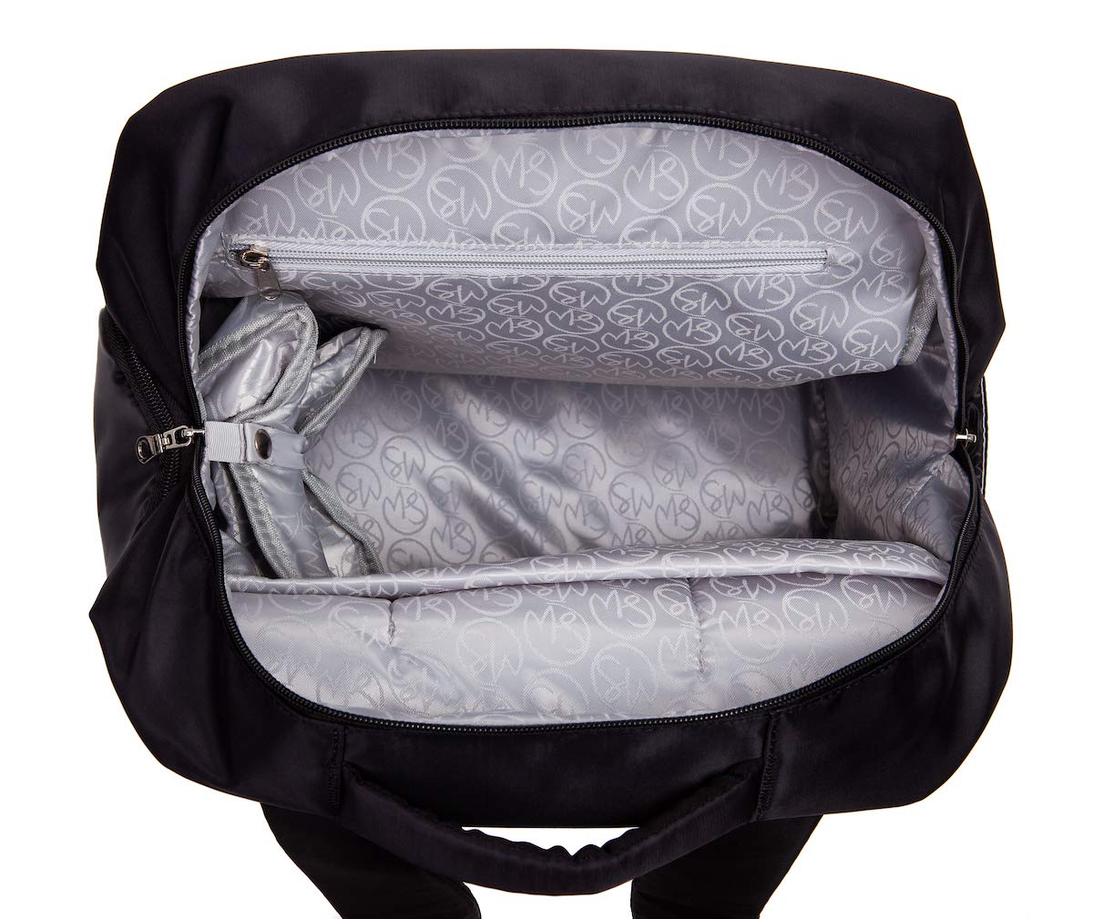Durable, lightweight materials make the Kelly bag easy to wipe clean.
