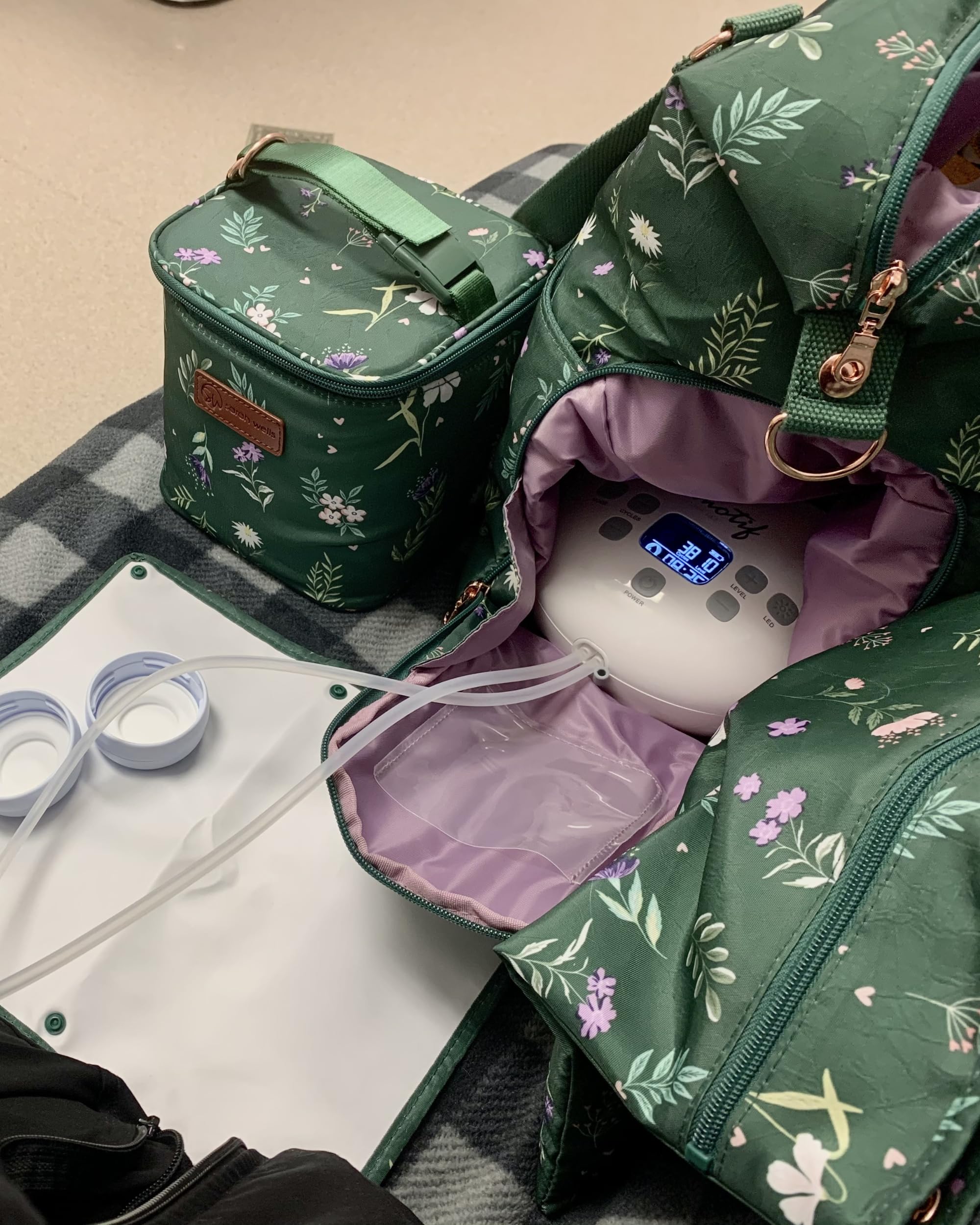 Sarah Wells Lizzy daily-use bag keeps essentials organized