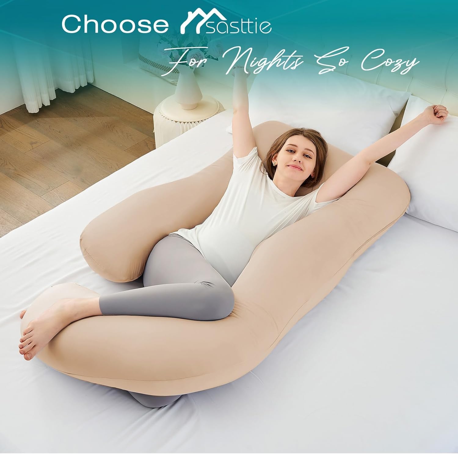 Sasttie zipper-closure cover allows quick removal for cleaning.