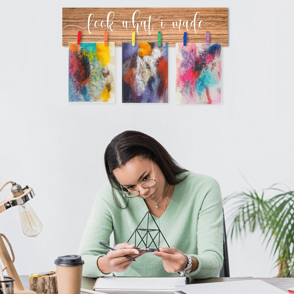 Sawysine easy-install back hooks simplify artwork swapping