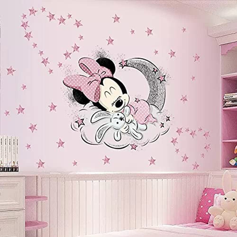 SchwartsCount nursery wall decal removable for gentle wall protection during changes.