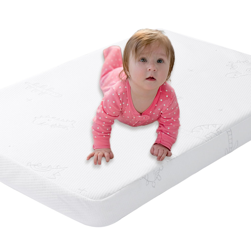 Seaaimea breathable cover keeps baby cool with airflow.