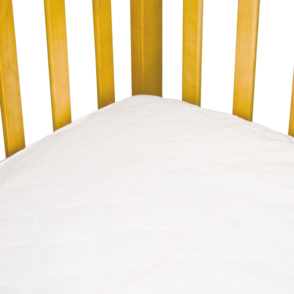 SEALY BABY odor neutralization technology graphic communicates long-lasting freshness between washes.