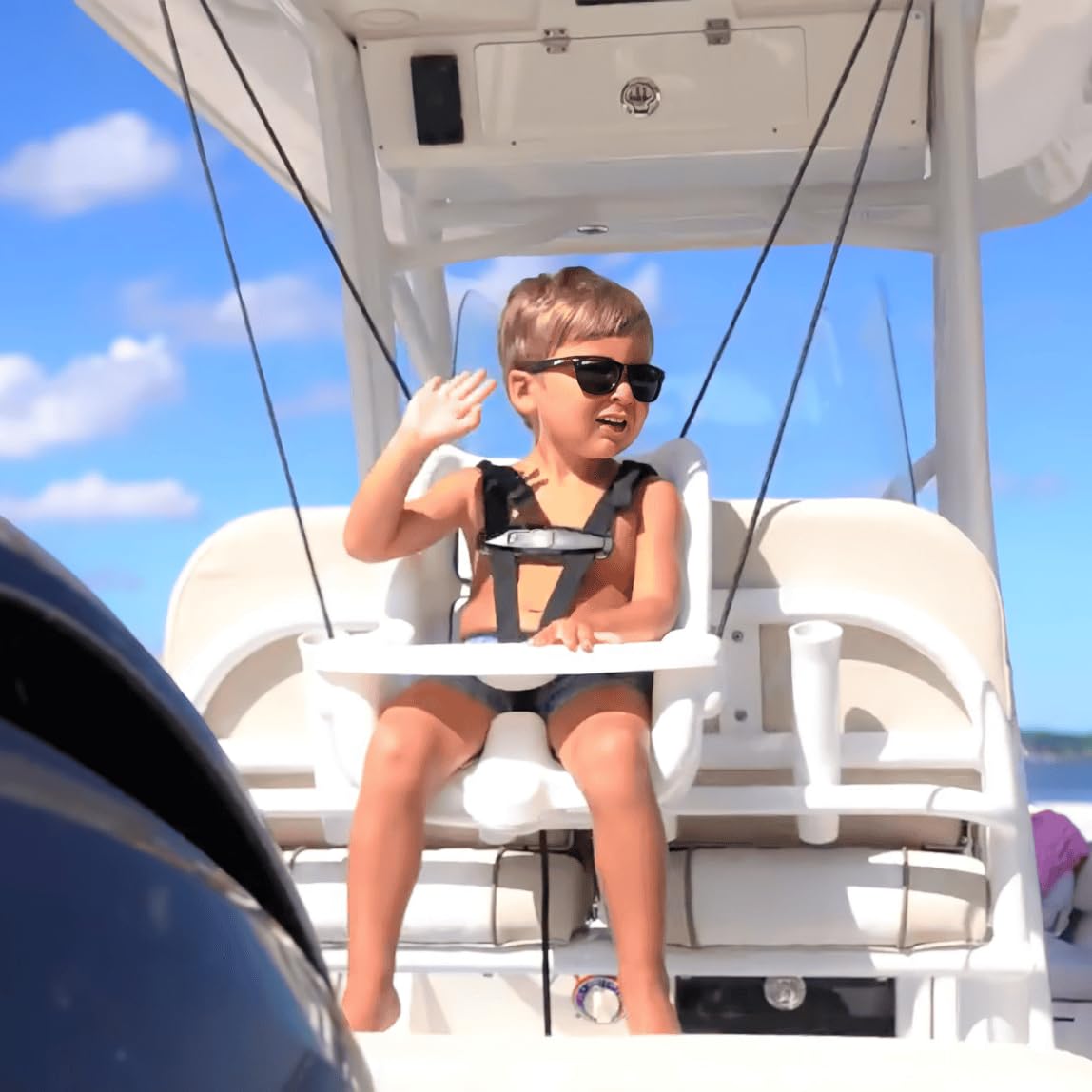 SEAROCK swing seat five-point harness provides secure seating