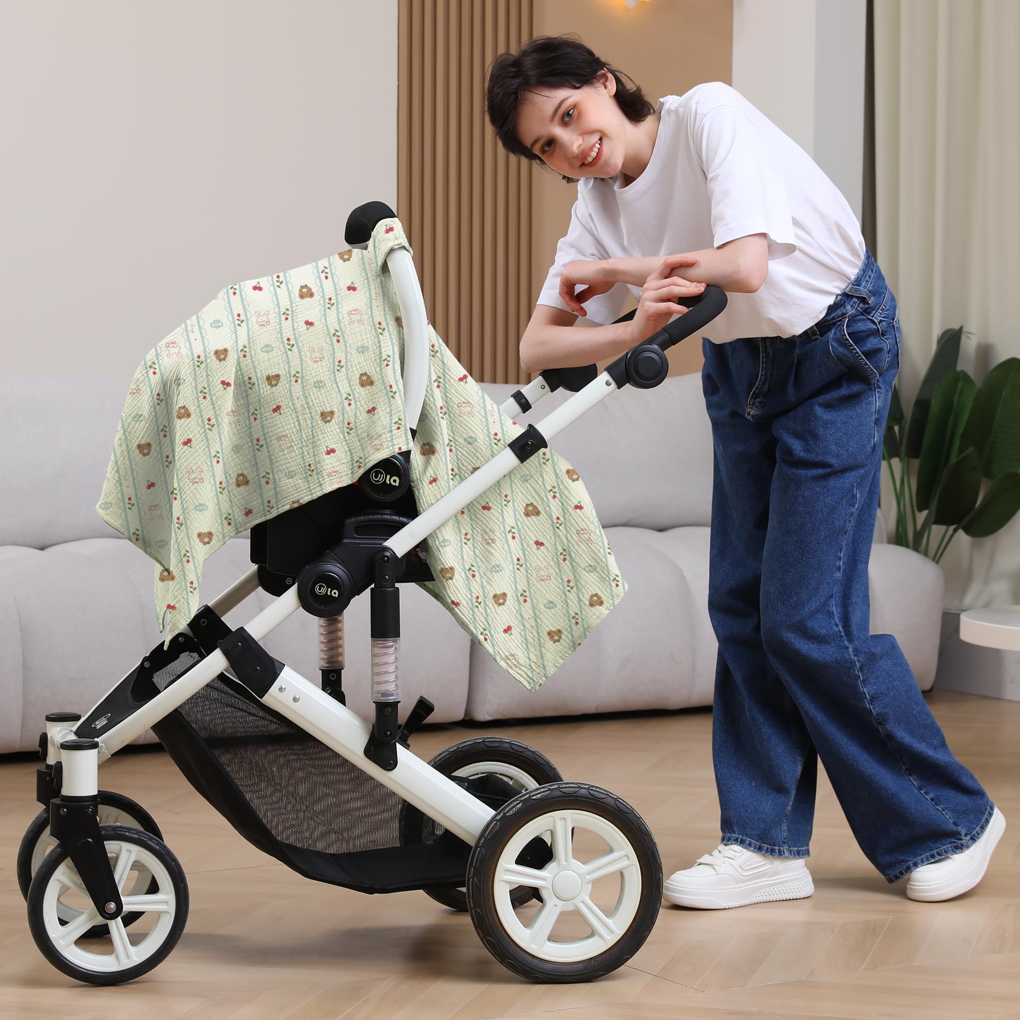 Seejoy car seat cover with reinforced snap buttons for easy, snag-free installation.