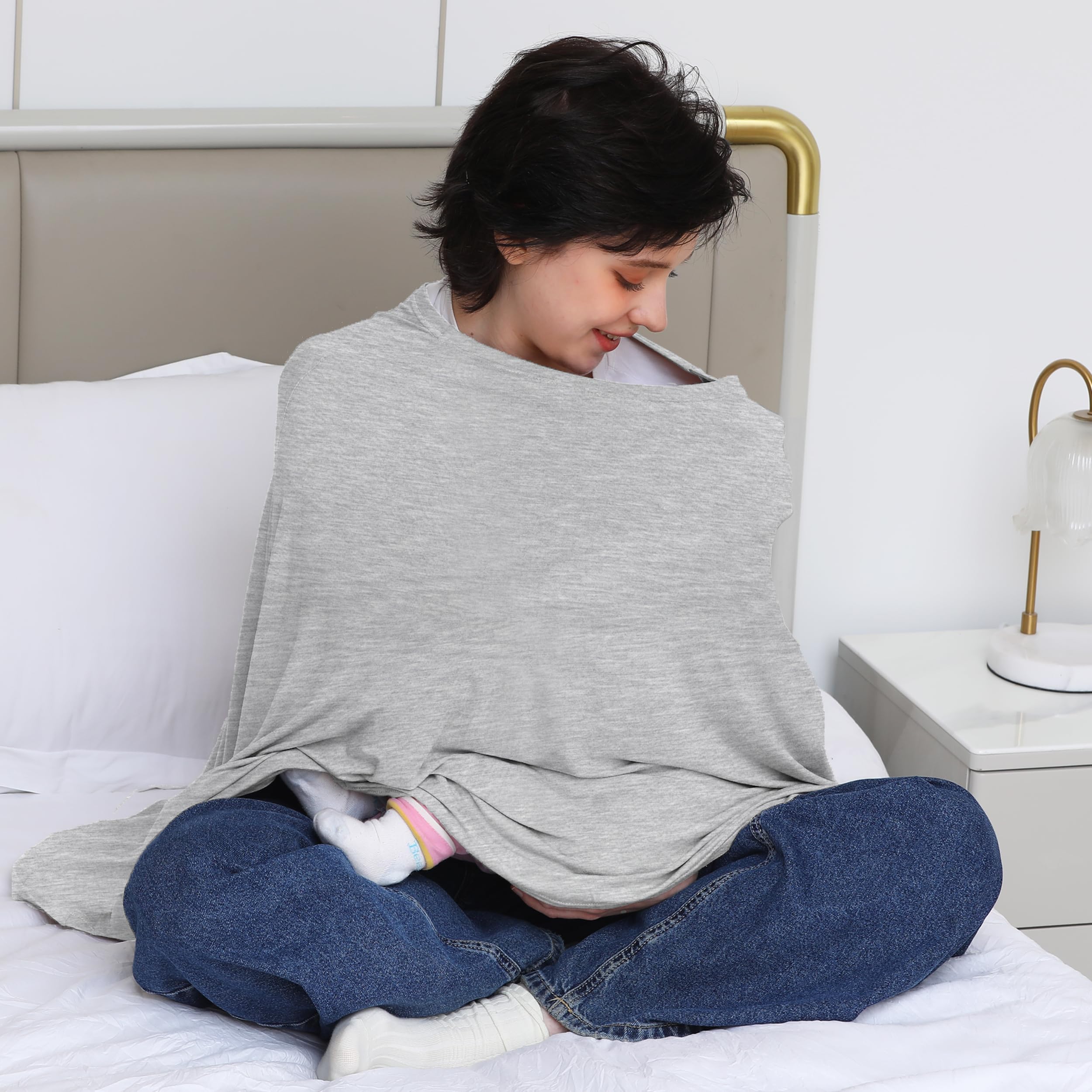 Seejoy nursing cover gift-neutral-packaging highlights thoughtful baby shower gift.