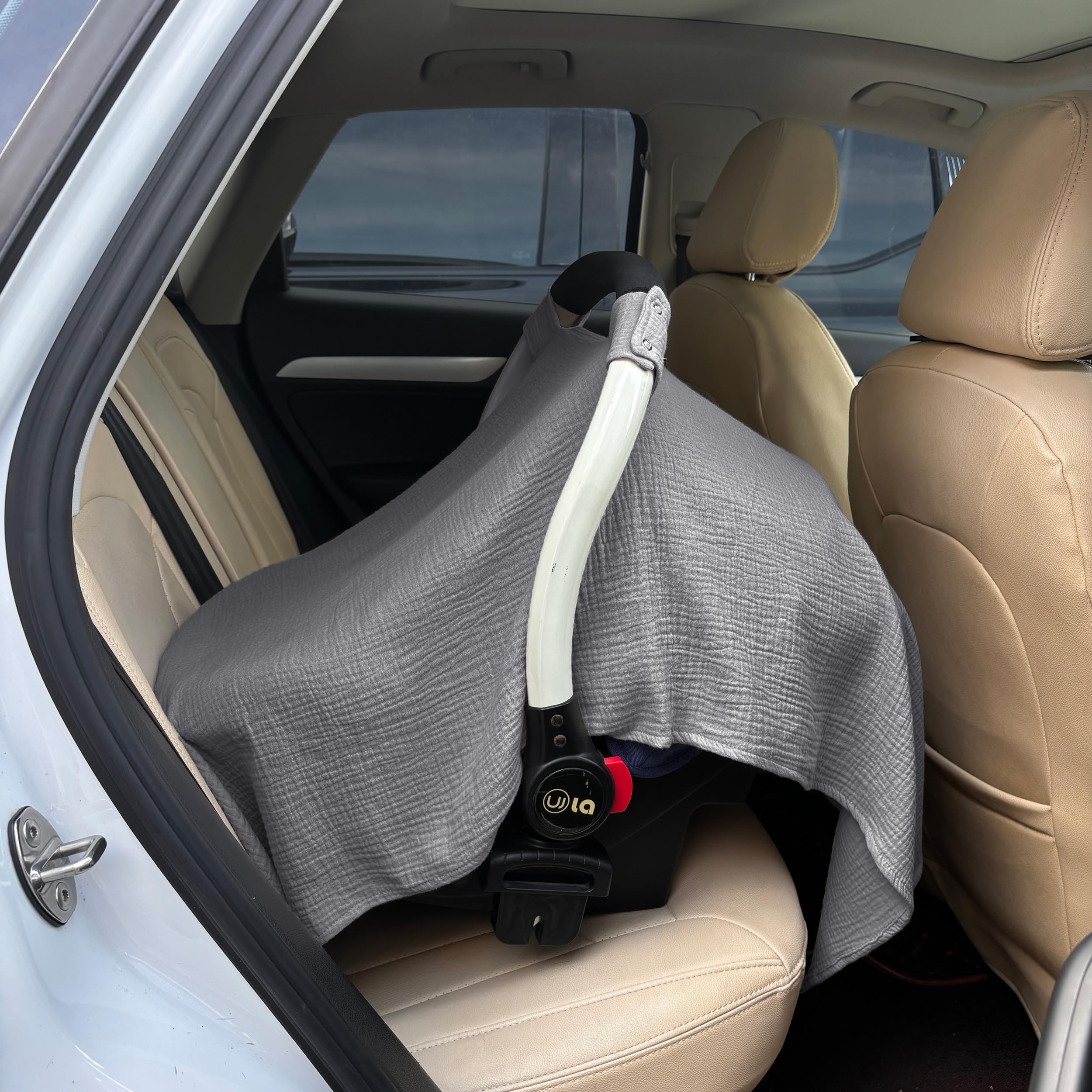 Seejoy universal-fit stroller cover gray demonstrates versatile protection on the go.