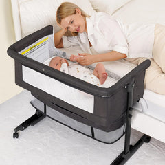 Semphis Baby Bassinet standalone-crib: compact, safe sleeping space for newborns.