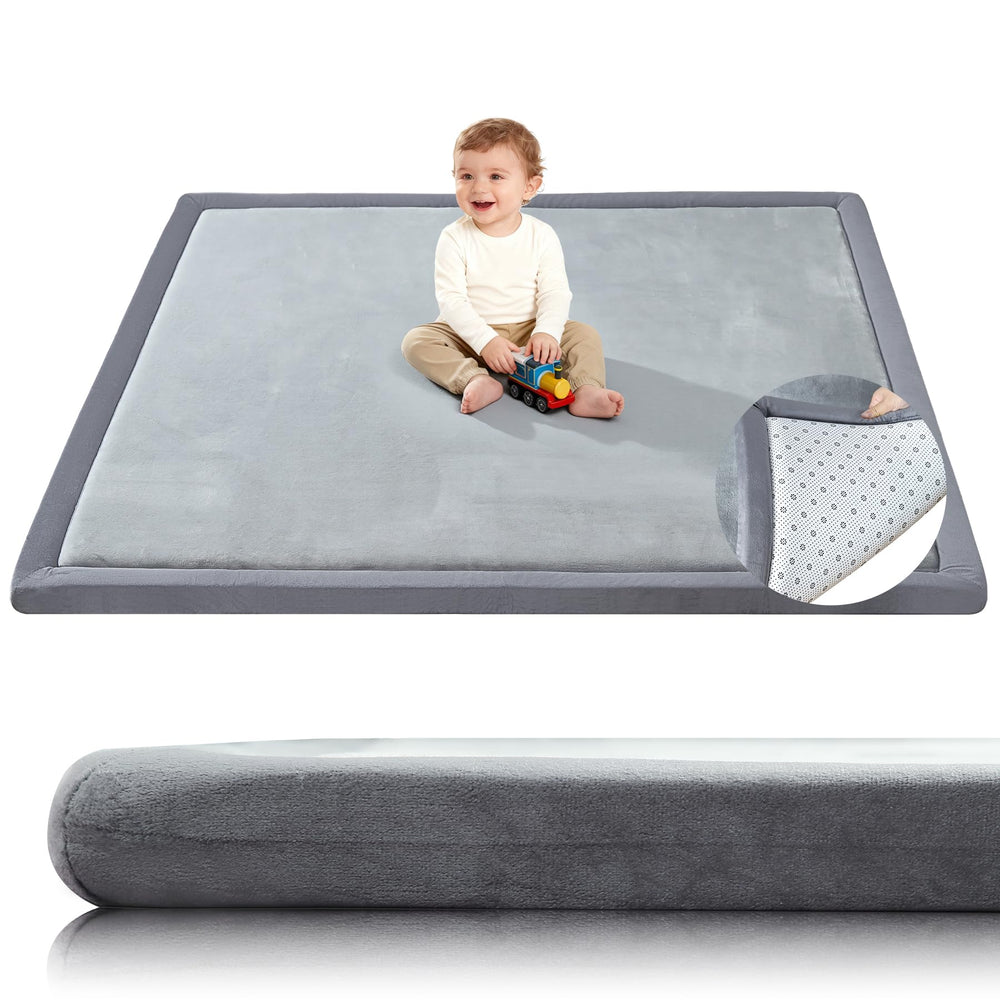 SEPARO baby play mat plush surface supports comfy tummy time and crawling.
