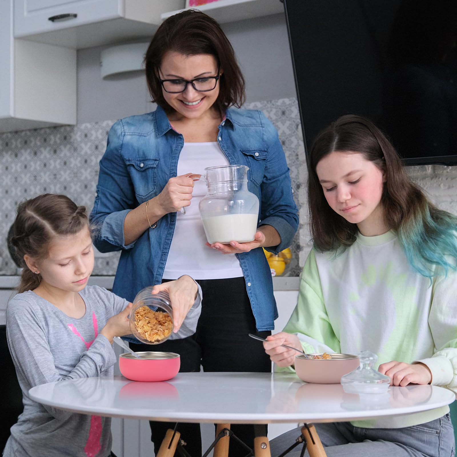 ShineMe color-coded bowls help families assign bowls to each child