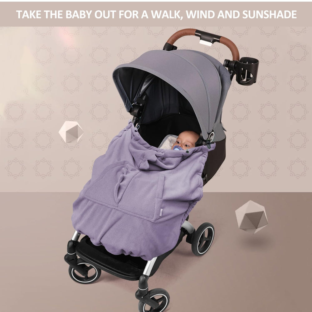 Shsyue cartoon hat design catches baby's attention during strolls.