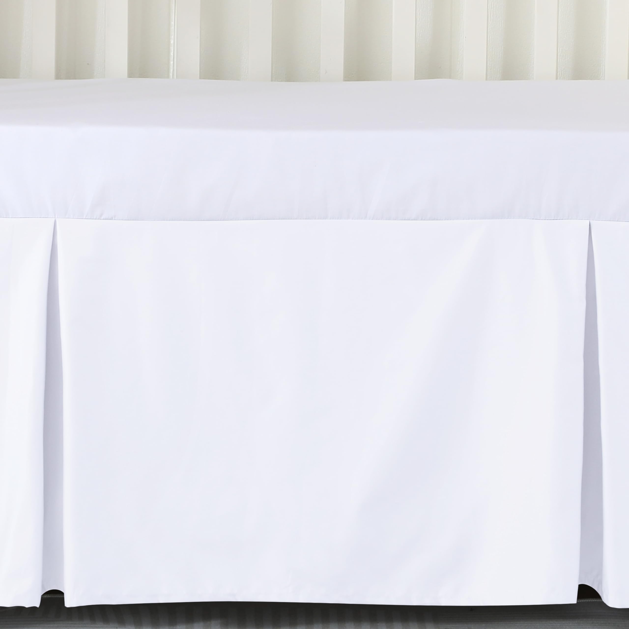Shunjie.Home easy-care crib skirt is machine washable and quick to dry.