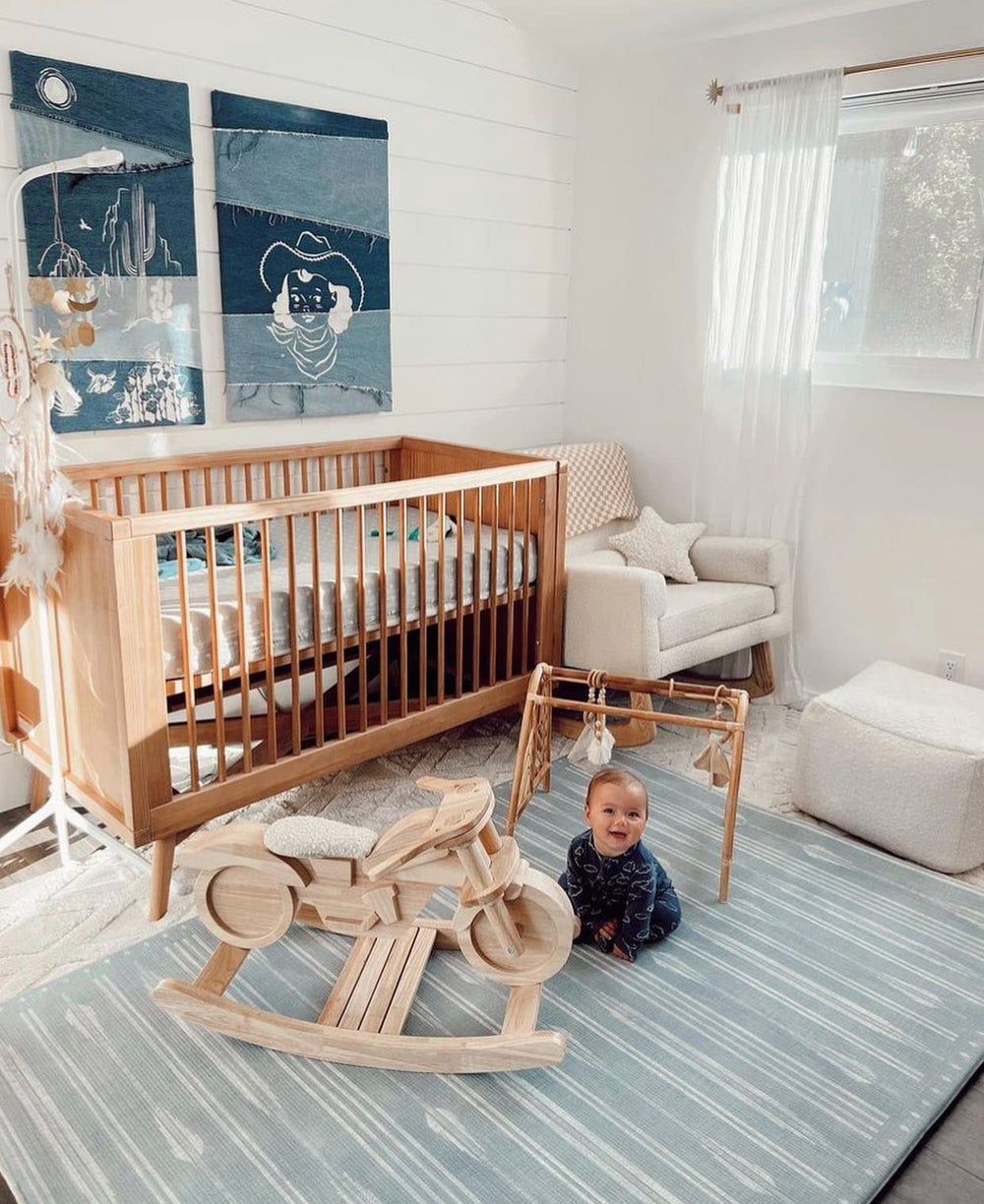 Shwally PlayMat Bowie non-toxic materials: BPA and phthalate free protection.