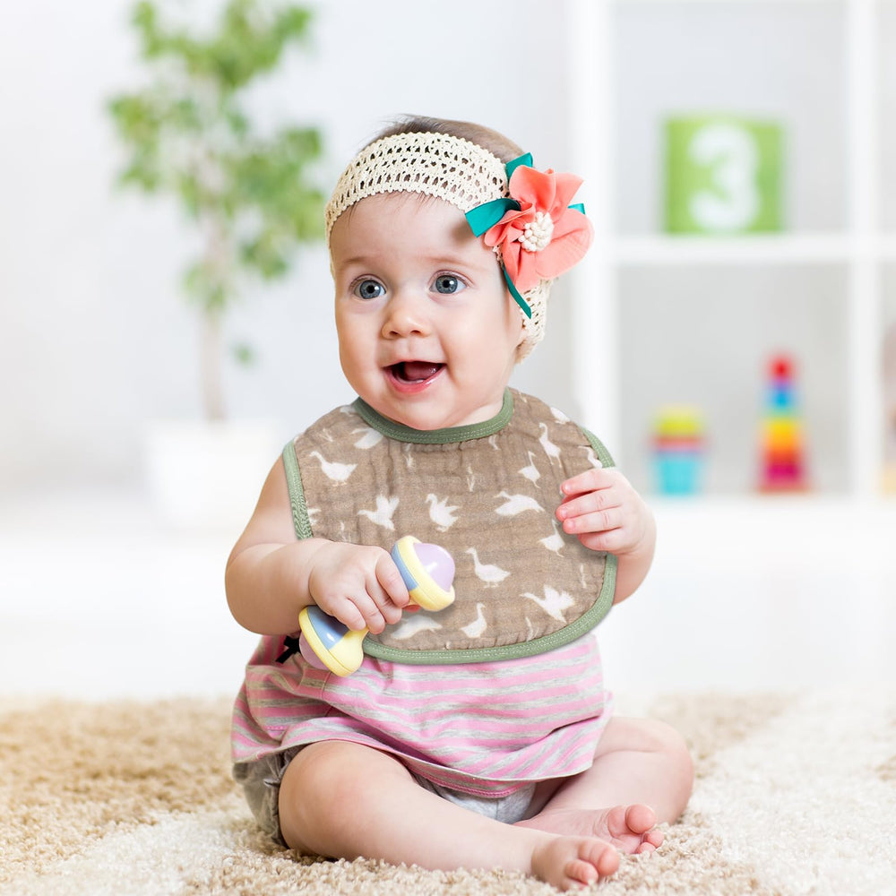Shyyween gift-ready bib set packaging ideal for new parents