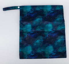 Sigzagor diaper bag size 28x36 cm ideal for 5-7 cloth diapers.