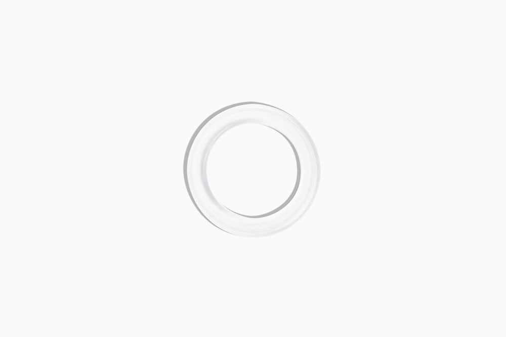 Silverette O-Feel rings with cleaning tools, emphasizing easy care.