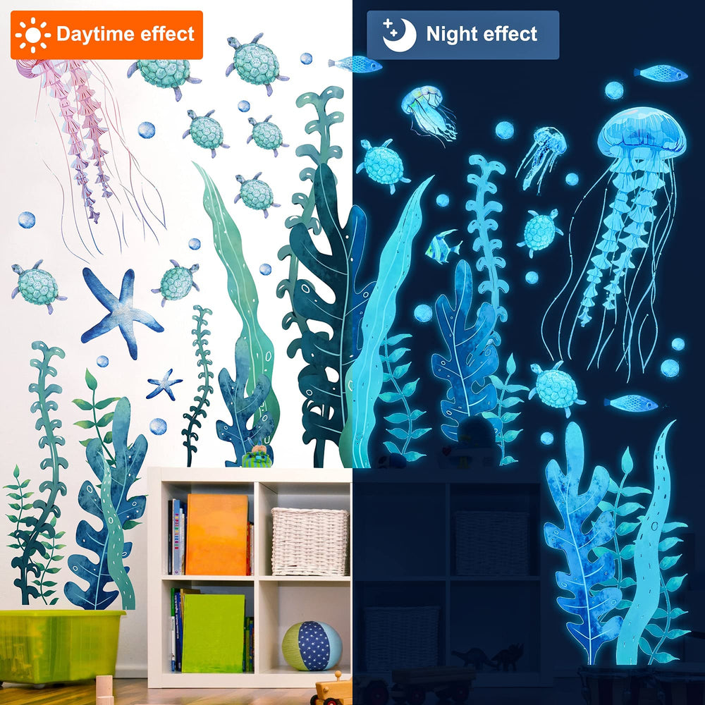 Sinekong Sea Wall Decals bubbles—airy details creating a fresh undersea atmosphere.
