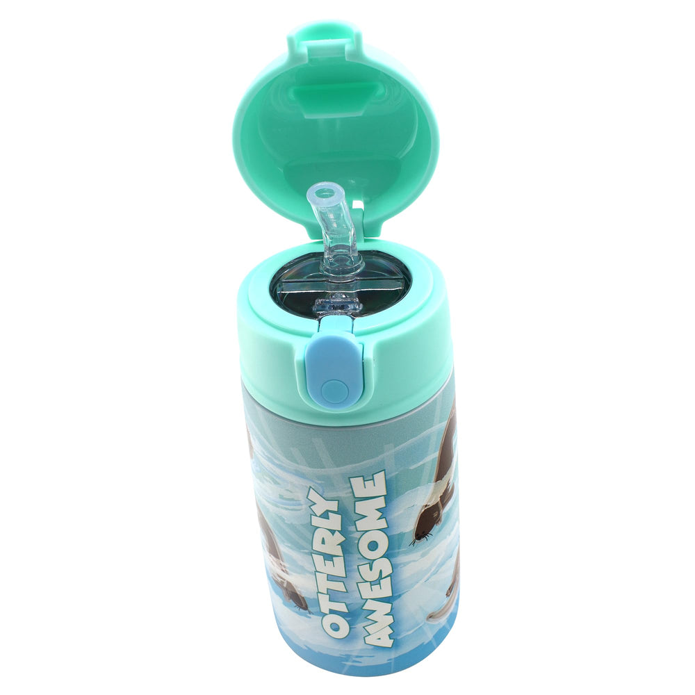 SIP WITH ME SRM Flip-top straw spout with secure lid reduces spills in backpacks.