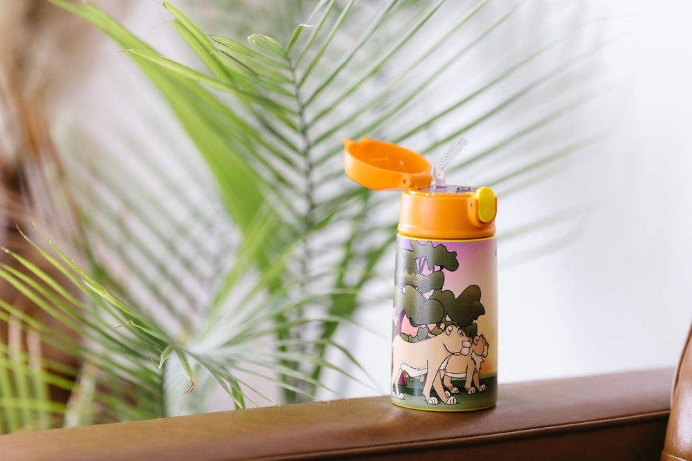 SIP WITH ME SRM Zoo Bengal Tiger 13oz bottle showing capacity and portability