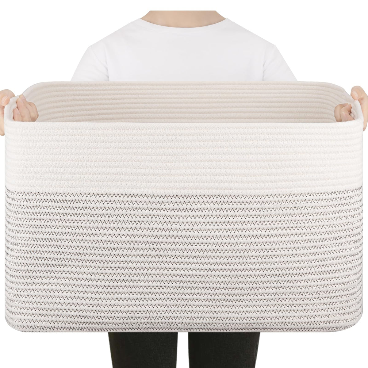SixDOVE 75L blanket basket in cotton rope keeps blankets organized and cozy