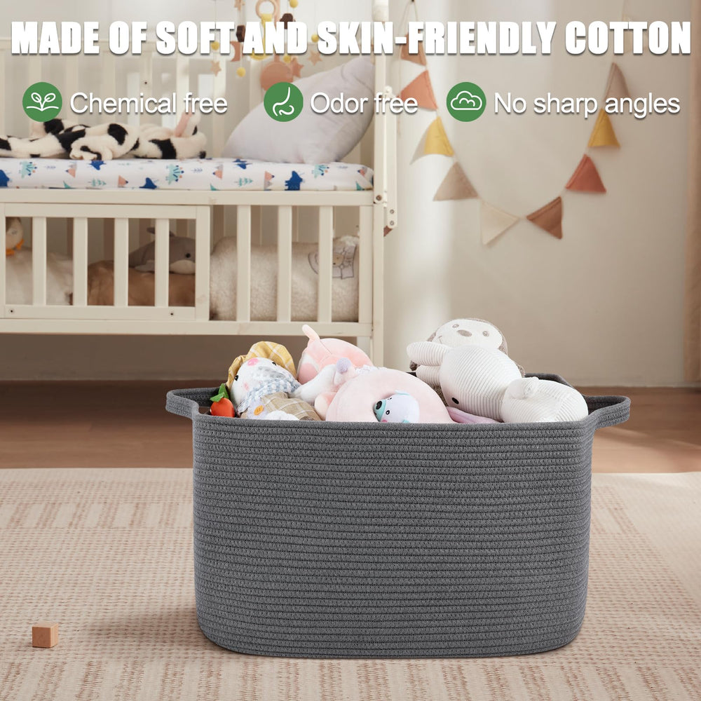 SIXDOVE large basket in living room with pillows for cozy decor
