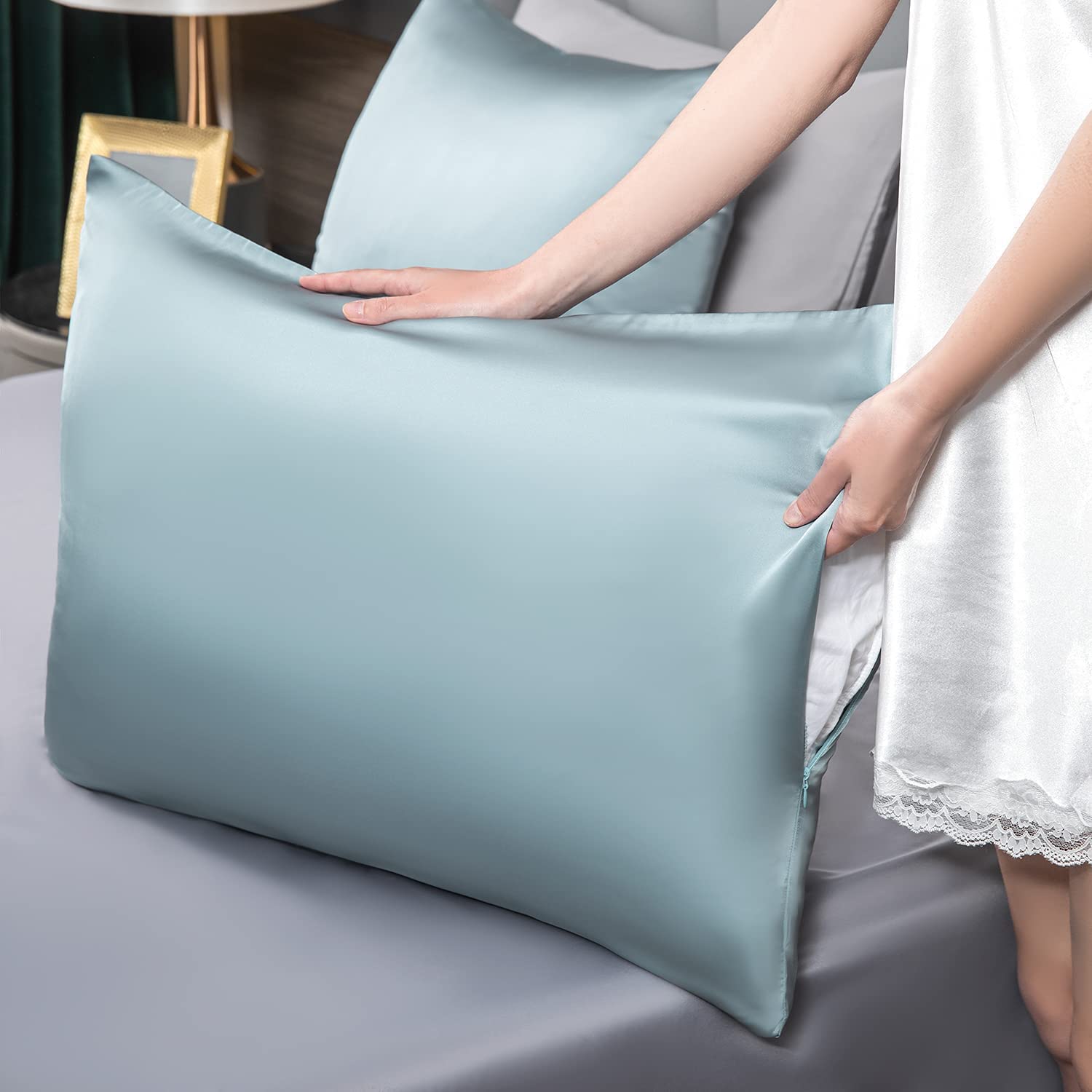 SIYUAN temperature-regulating silk pillowcase helps cooling warmth balance