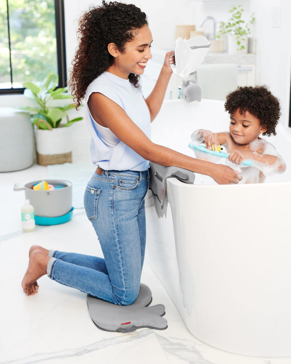 Skip Hop MOBY coordinates with the MOBY Bath Collection for a cohesive tub time look.