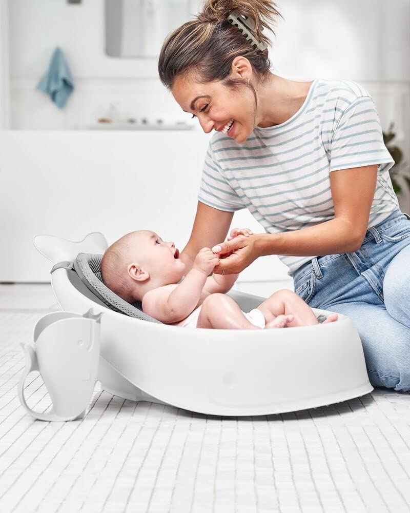 Skip Hop MOBY stands upright or hangs to dry for tidy storage.