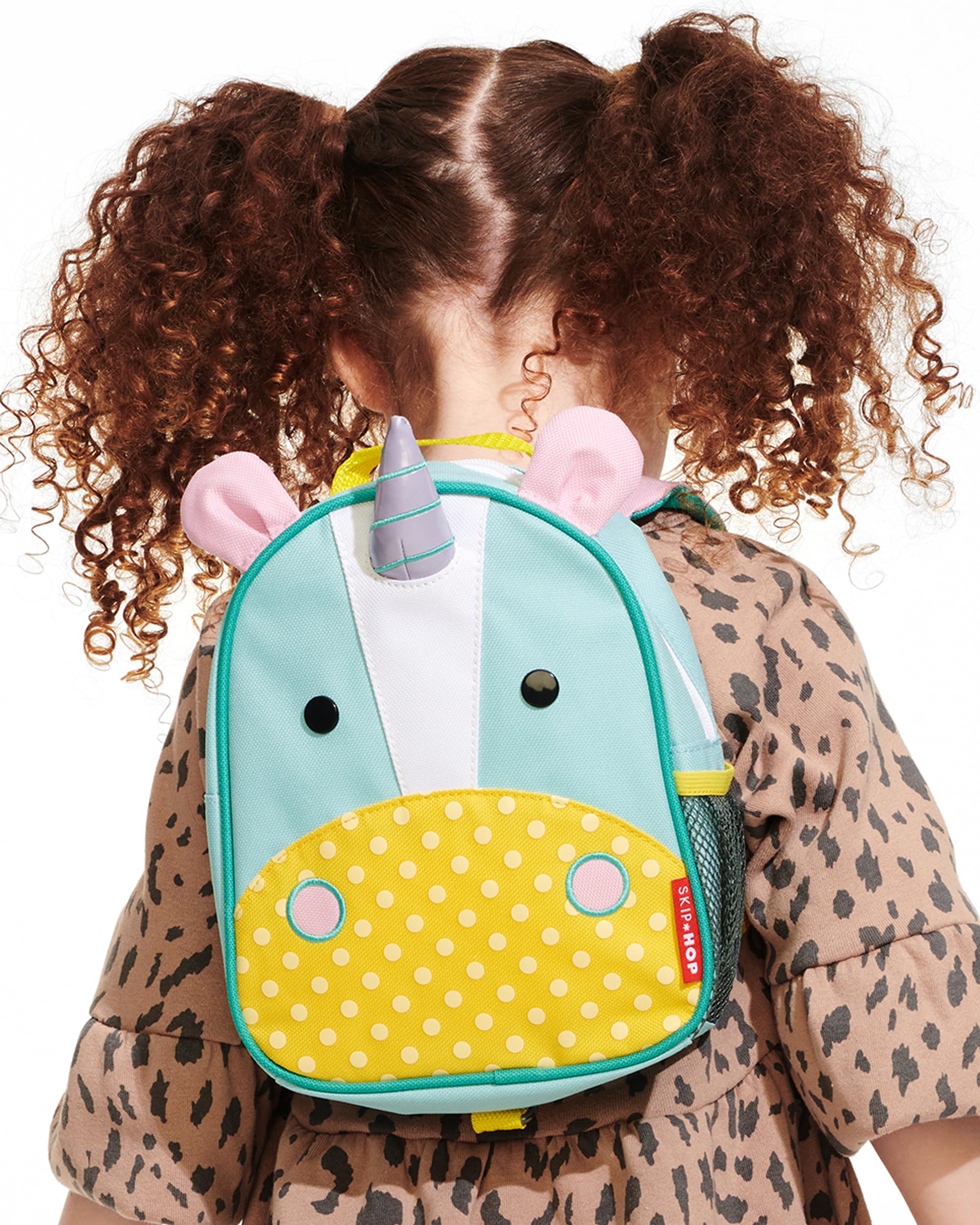 Skip Hop Zoo Unicorn inner write-on nametag helps quick kid identification