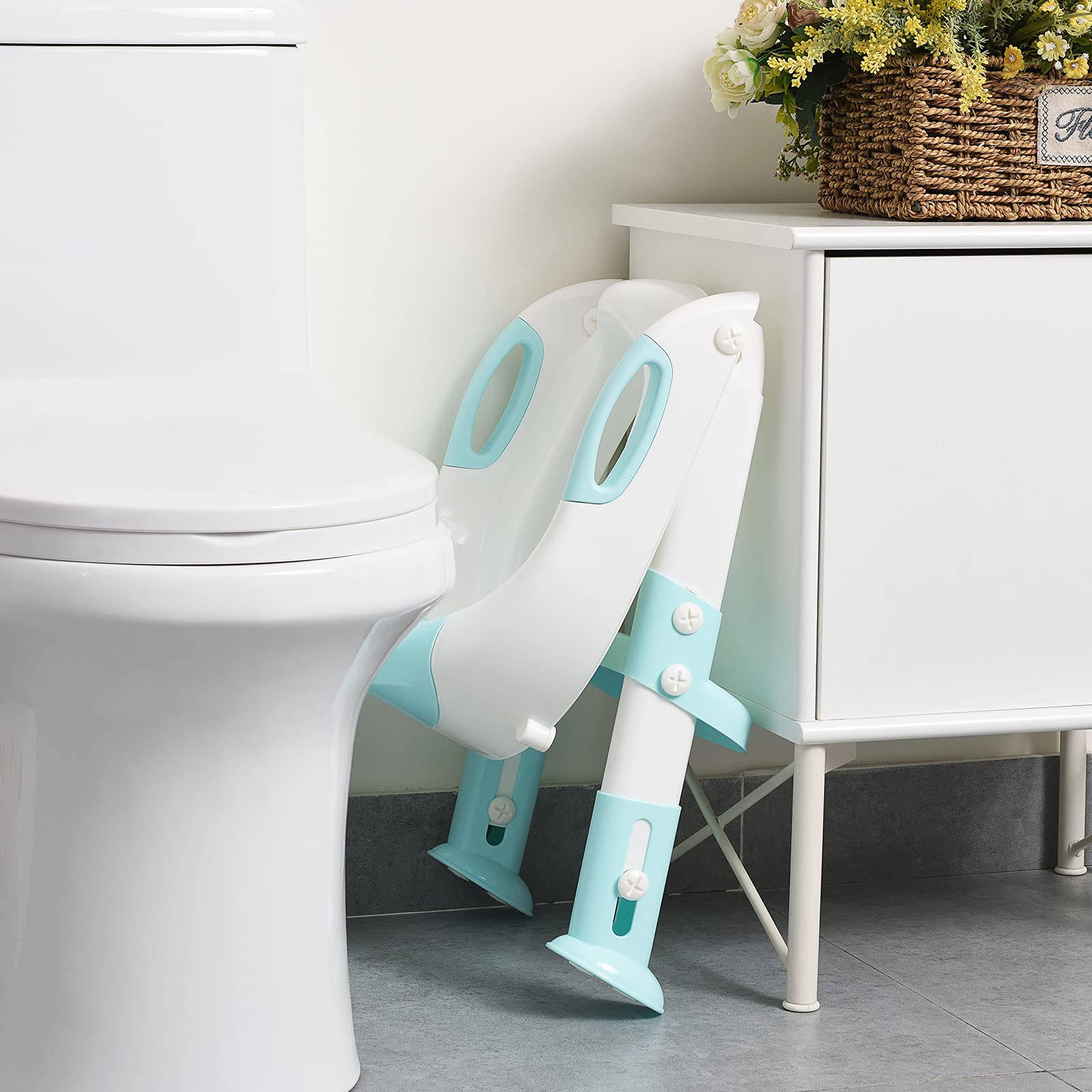 SKYROKU adjustable step height grows with your child