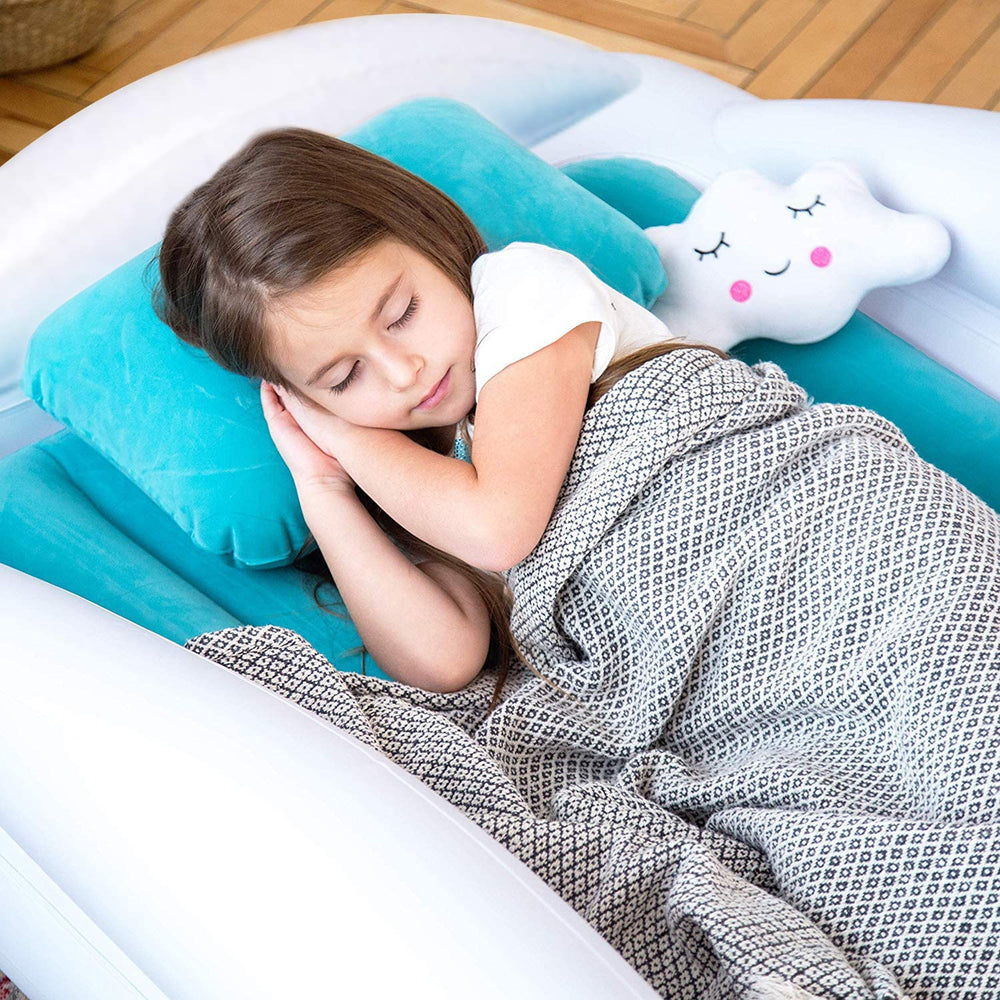 Sleepah travel bed shows crib-sheet compatibility for easy bedding.