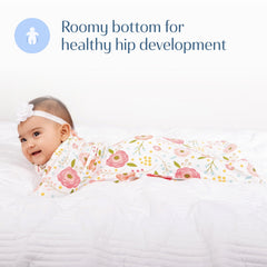 SleepingBaby Zipadee-Zip ergonomic shape helps soothe Moro reflex for longer sleep.